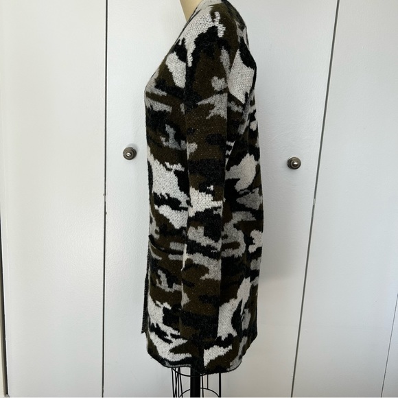 Venus Camouflage Open Front Long Cardigan - Picture 6 of 11